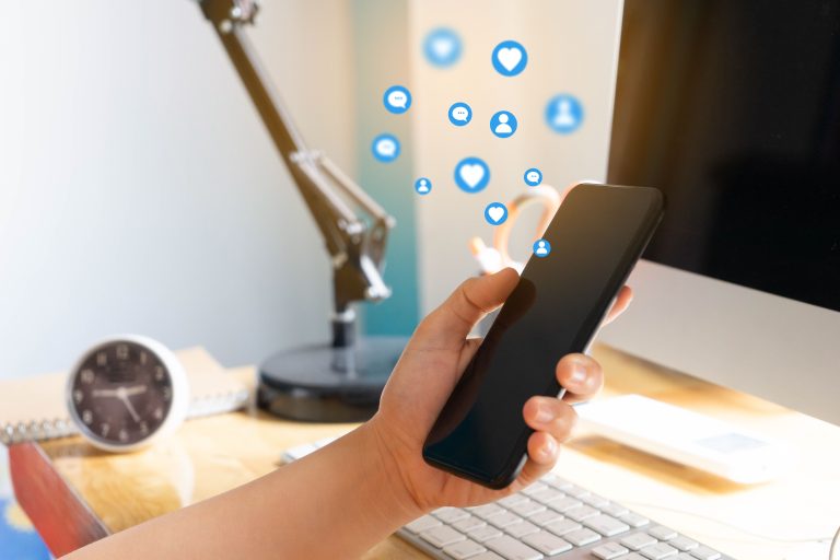 Lee más sobre el artículo Las 5 plataformas web que agilizan tu contenido en redes sociales